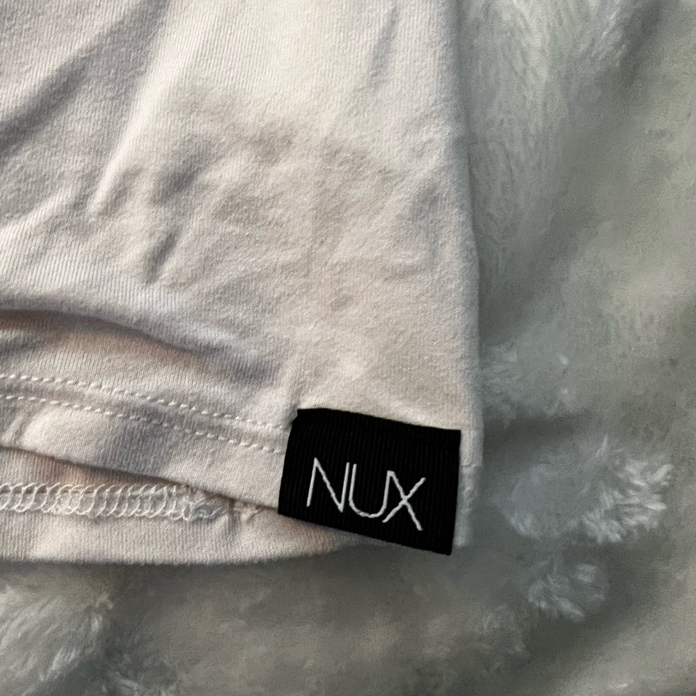 NUX tank top - Picture 3 of 4
